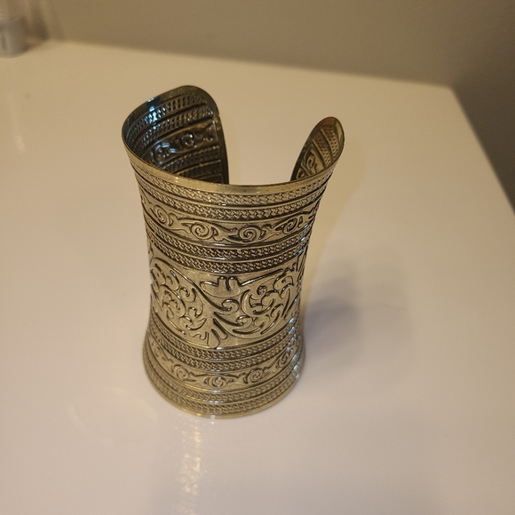 Bracelet - Picture 2 of 3